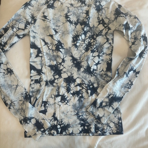 Zella performance Tie-Dye long sleeve Tee - Picture 6 of 6